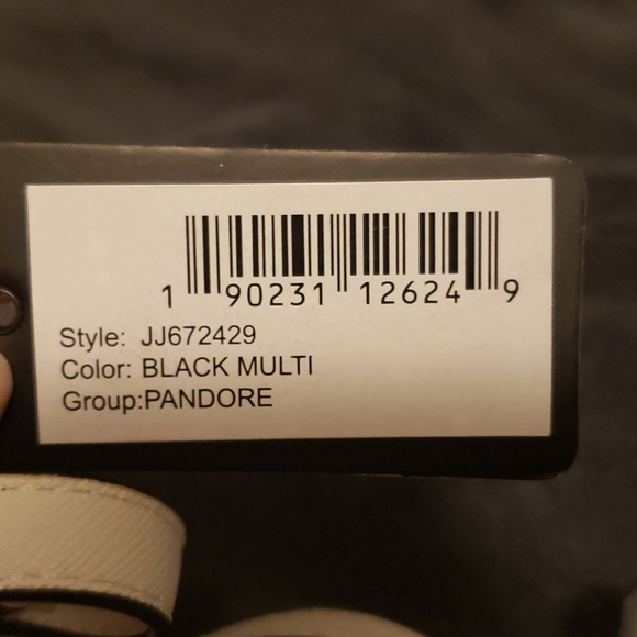 Guess backpack purse - Picture 5 of 5